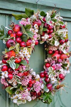 15 beautiful wreaths of the coold seasons