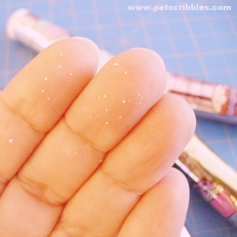 How to prevent glitter from falling off (2)
